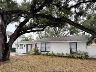 3123 W NAPOLEON AVENUE, Tampa, FL 33611