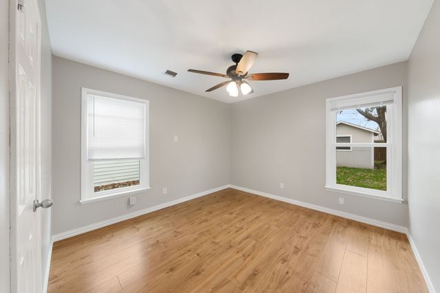 753 Cullum Avenue, Hurst, TX 76053