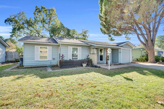 753 Cullum Avenue, Hurst, TX 76053