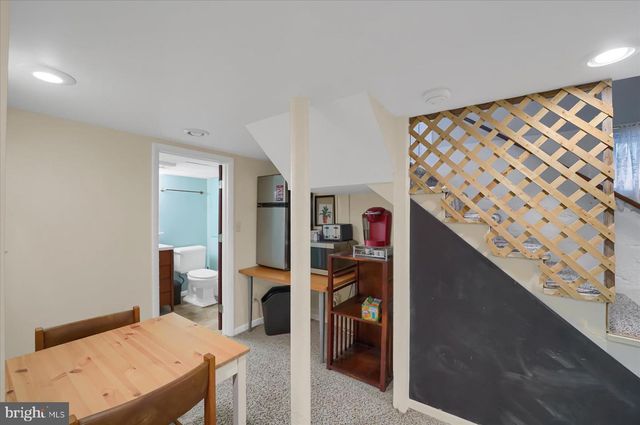 157 HARTSWICK AVE, State College, PA 16803