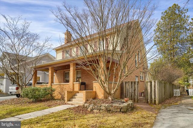 157 HARTSWICK AVE, State College, PA 16803