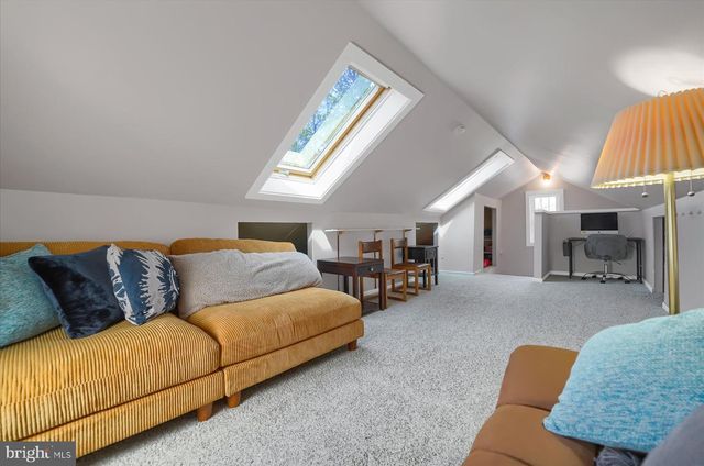 157 HARTSWICK AVE, State College, PA 16803