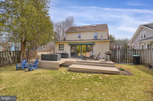 157 HARTSWICK AVE, State College, PA 16803