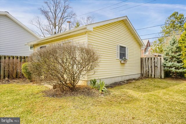 157 HARTSWICK AVE, State College, PA 16803