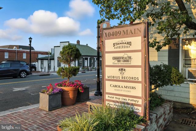 10634 POCKET PL, Fairfax, VA 22030