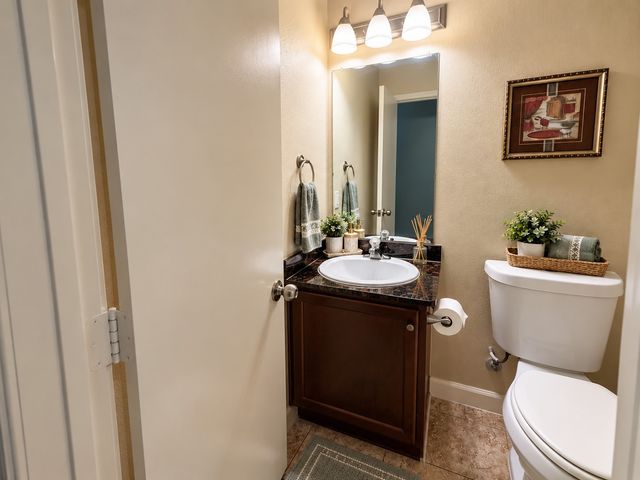 1605 Canary Island Court, Dallas, TX 75217