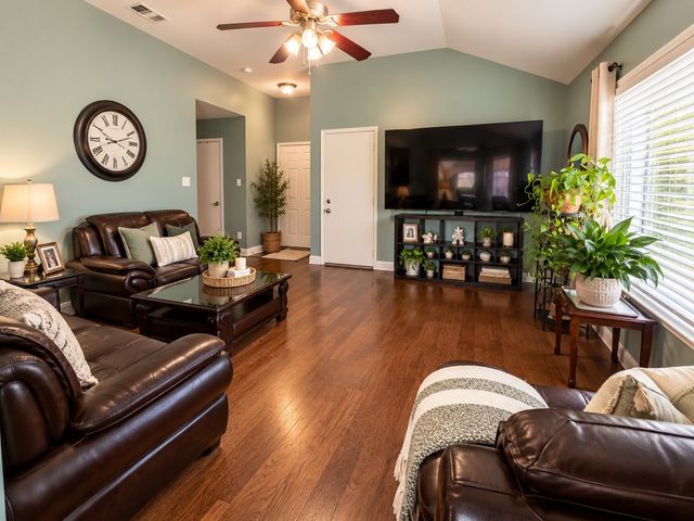 1605 Canary Island Court, Dallas, TX 75217