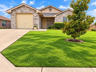 1605 Canary Island Court, Dallas, TX 75217