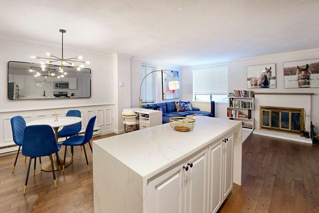 54 Temple Steet 2, Boston, MA 02114