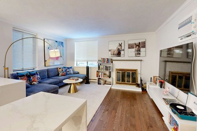 54 Temple Steet 2, Boston, MA 02114