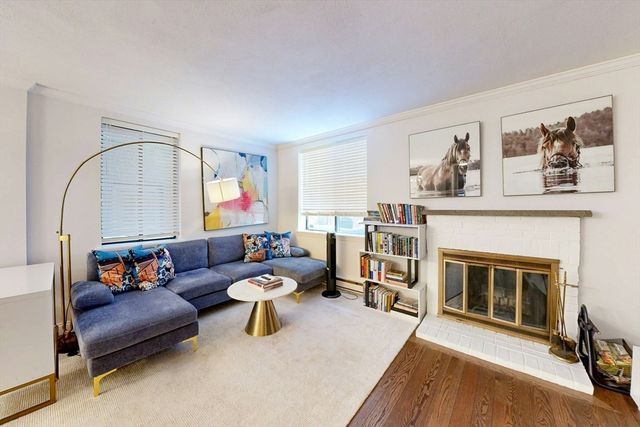 54 Temple Steet 2, Boston, MA 02114