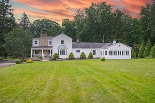 3370 Harris Road, Broadview Heights, OH 44147