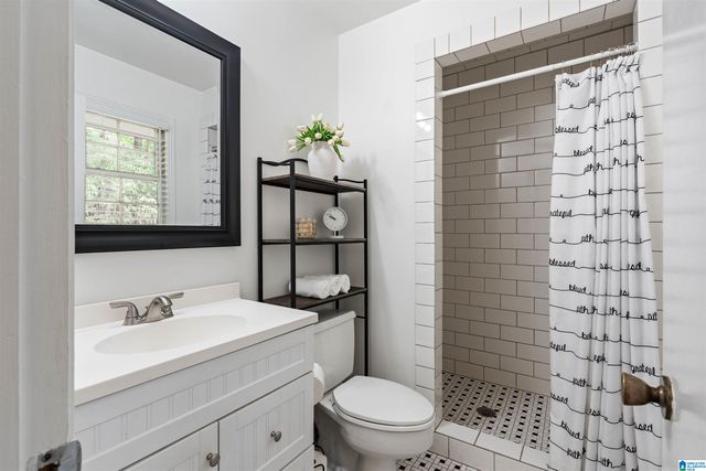 3752 CHESTNUT RIDGE CIRCLE, Vestavia Hills, AL 35216