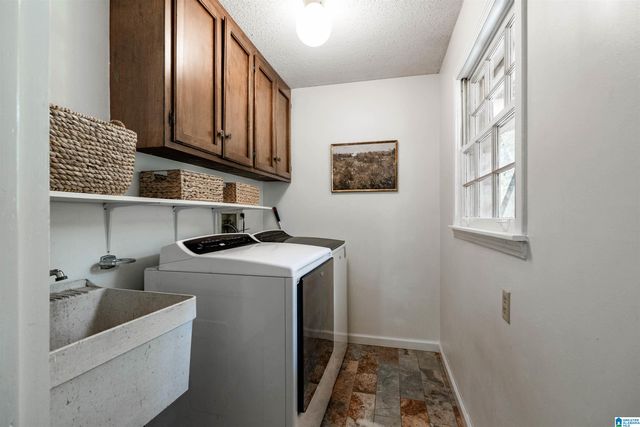 3752 CHESTNUT RIDGE CIRCLE, Vestavia Hills, AL 35216