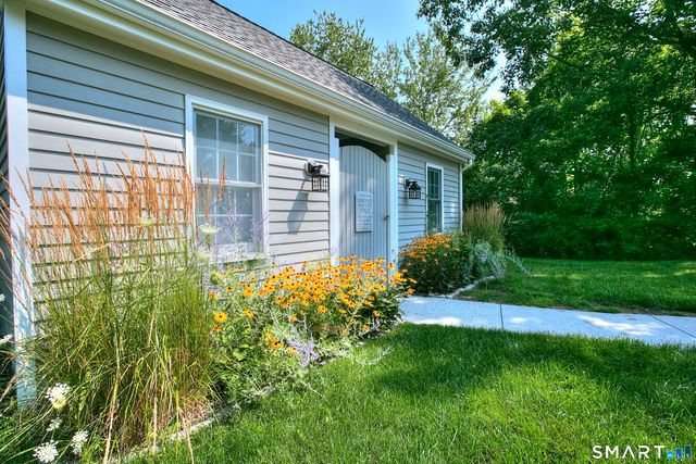 120 Prospect Street 23, Ridgefield, CT 06877