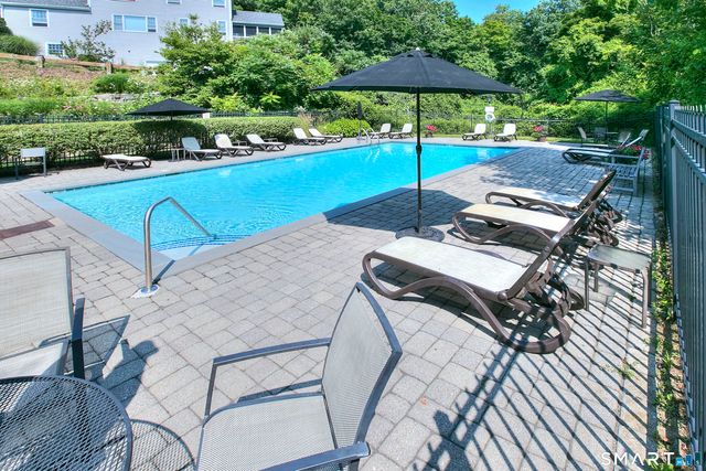 120 Prospect Street 23, Ridgefield, CT 06877