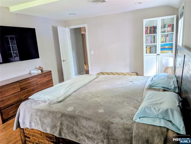 96 Buff Road, Tenafly, NJ 07670