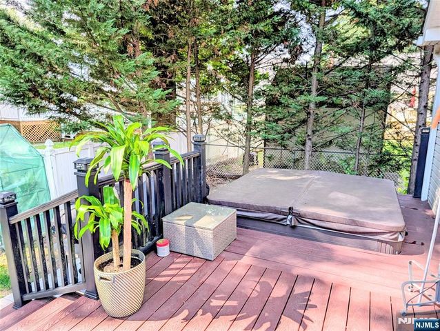 96 Buff Road, Tenafly, NJ 07670
