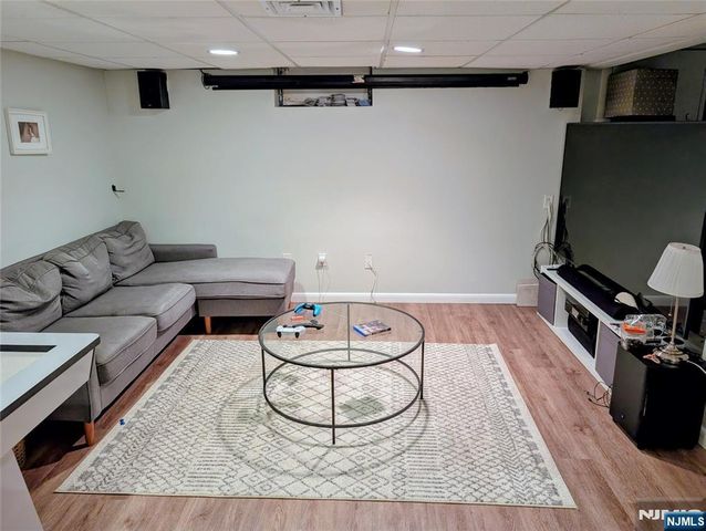 96 Buff Road, Tenafly, NJ 07670