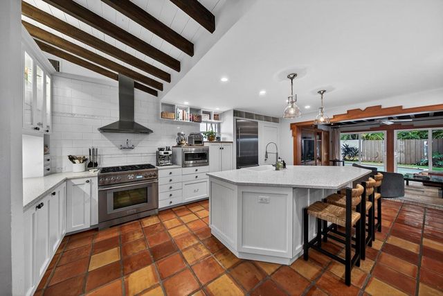 924 SE 6th Street, Fort Lauderdale, FL 33301