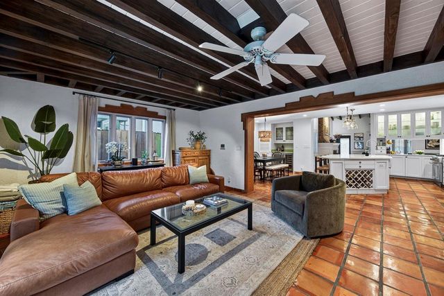 924 SE 6th Street, Fort Lauderdale, FL 33301