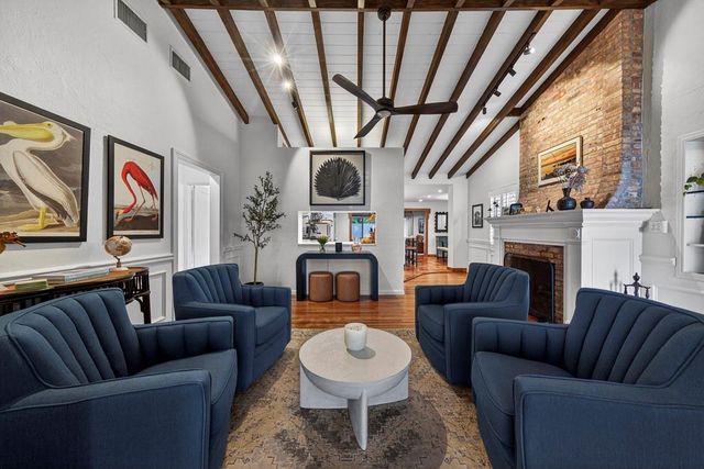 924 SE 6th Street, Fort Lauderdale, FL 33301