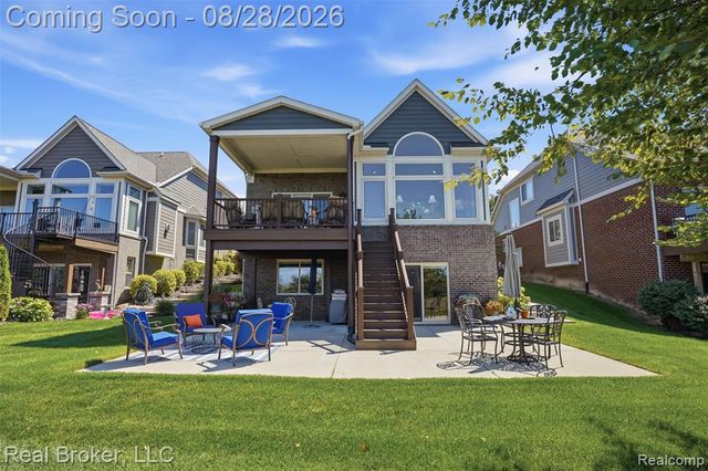 8310 Stoney Creek Drive, South Lyon, MI 48178