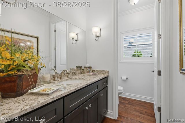 8310 Stoney Creek Drive, South Lyon, MI 48178