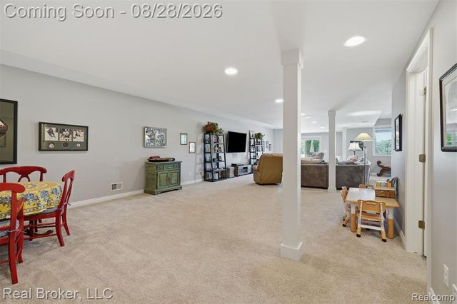 8310 Stoney Creek Drive, South Lyon, MI 48178