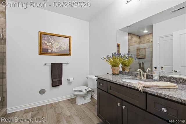 8310 Stoney Creek Drive, South Lyon, MI 48178