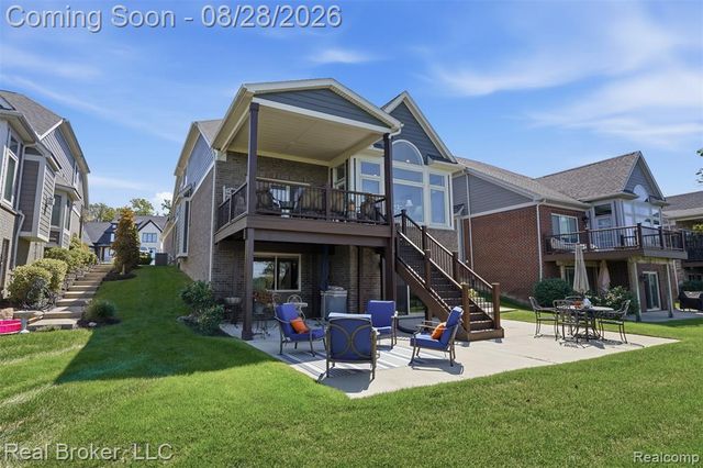 8310 Stoney Creek Drive, South Lyon, MI 48178