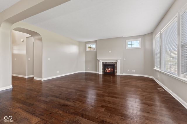 5813 Peaking Fox Drive, Indianapolis, IN 46237