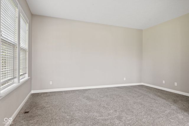 5813 Peaking Fox Drive, Indianapolis, IN 46237