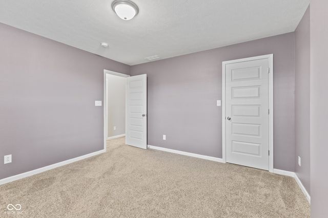 5813 Peaking Fox Drive, Indianapolis, IN 46237