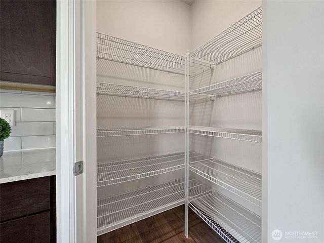 1472 Baker Heights Loop, Bremerton, WA 98312