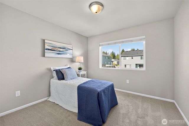 1472 Baker Heights Loop, Bremerton, WA 98312