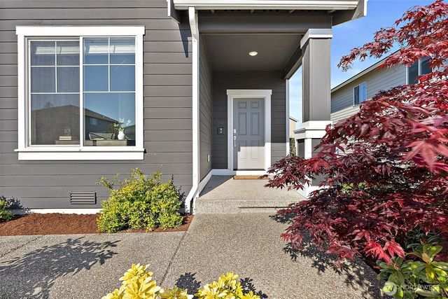 1472 Baker Heights Loop, Bremerton, WA 98312