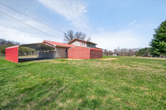 886 Drake and Shockley St, Spencer, TN 38585