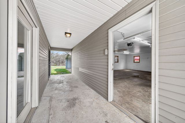 886 Drake and Shockley St, Spencer, TN 38585