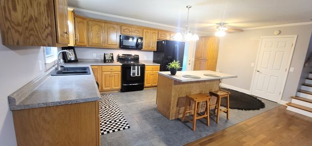 886 Drake and Shockley St, Spencer, TN 38585