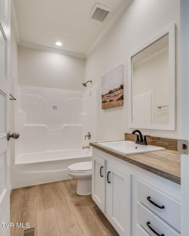 1558 River Path, Morristown, TN 37813