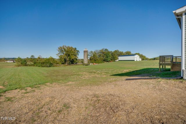 1558 River Path, Morristown, TN 37813