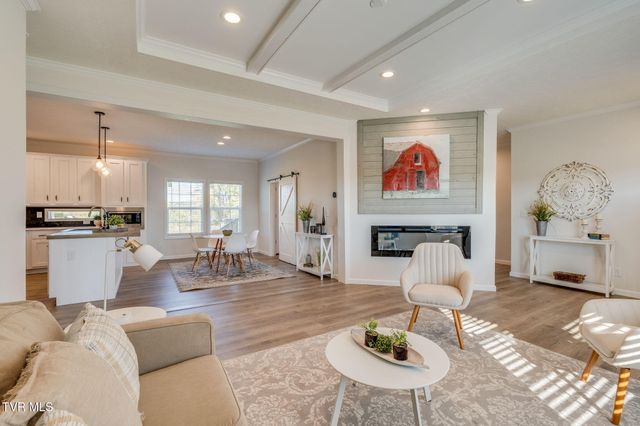 1558 River Path, Morristown, TN 37813