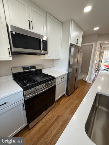 1608 13TH RD S, Arlington, VA 22204