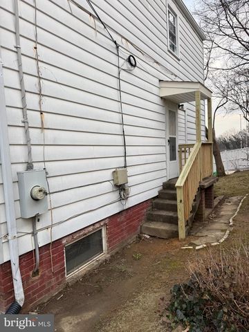 1608 13TH RD S, Arlington, VA 22204