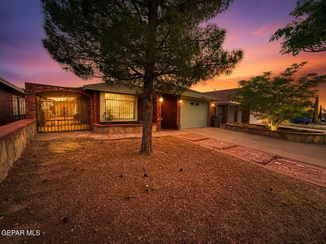 12028 GREENVEIL Drive, El Paso, TX 79936