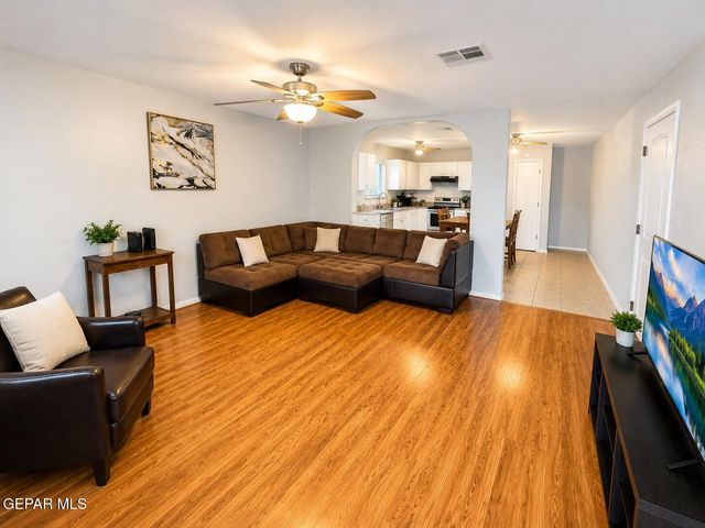 12028 GREENVEIL Drive, El Paso, TX 79936