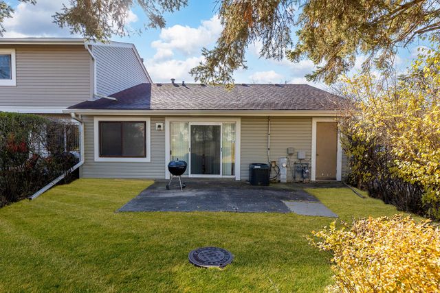 2271 Windsor Lane, Country Club Hills, IL 60478