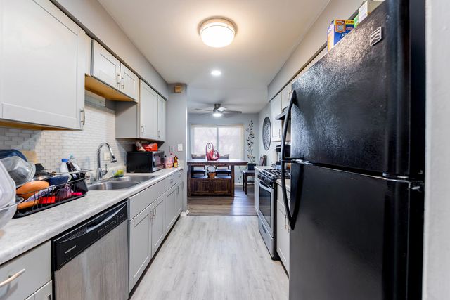 2271 Windsor Lane, Country Club Hills, IL 60478