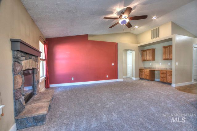 11614 W Six Rivers Ct, Boise, ID 83709
